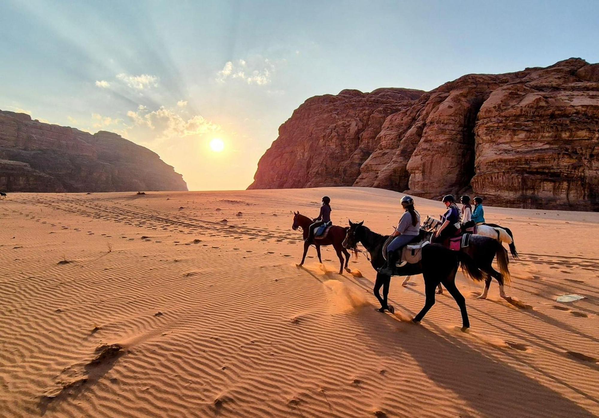 Wadi Rum Caeser Camp Otel Dış mekan fotoğraf